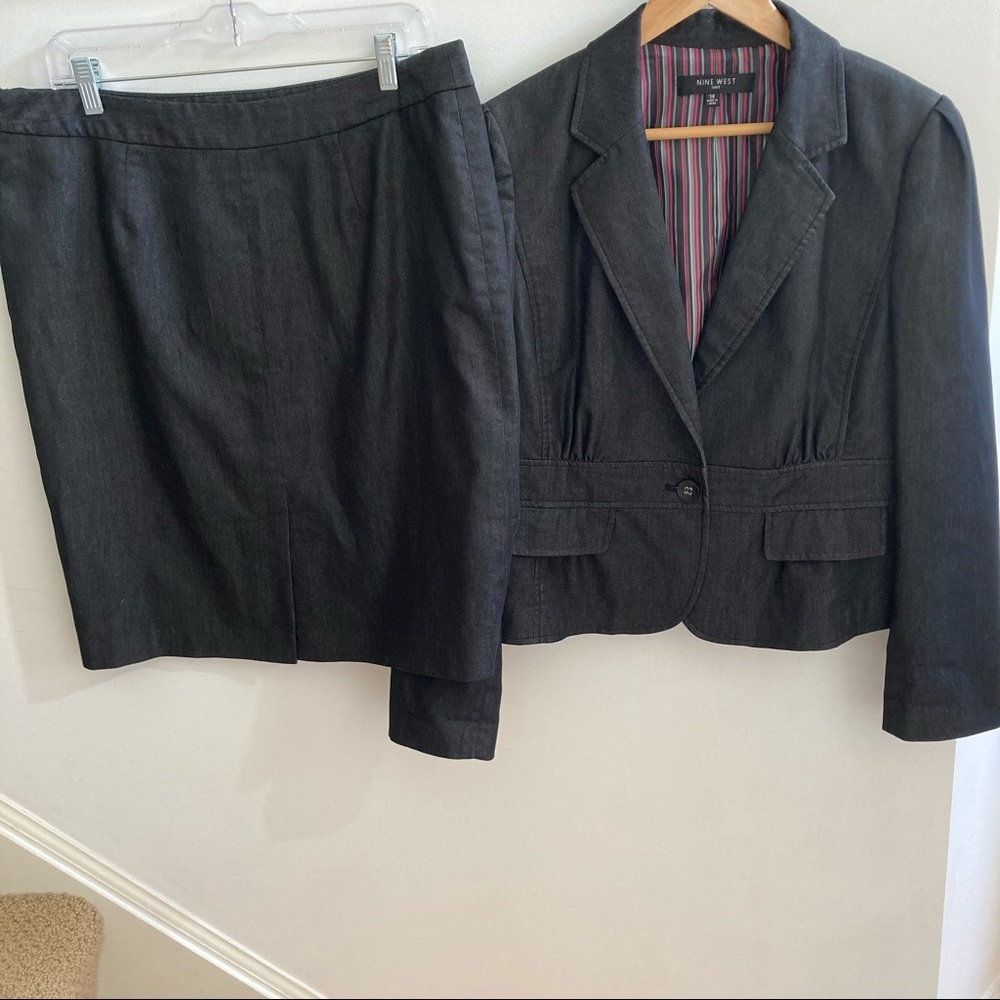 Size 14 Dark Denim Look Lined Suit Set